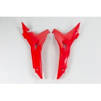 Mixed spare parts / Airbox cover - red 070 - Honda - REPLICA PLASTICS - HO04668-070 - UFO Plast