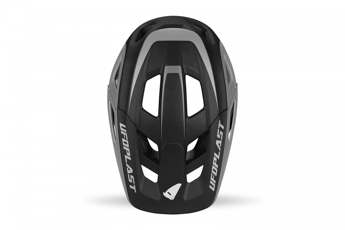 Defcon three mountain bike helmet black and gray - Ufo Plast